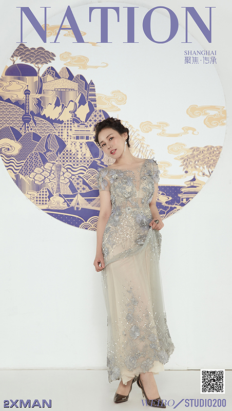 女企業(yè)家優(yōu)雅古典肖像照